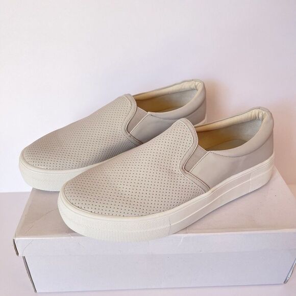 Womens Loafers Size 6.5 Gray Perforated Slip On Comfortable Casual Flat Shoes - Picture 16 of 16